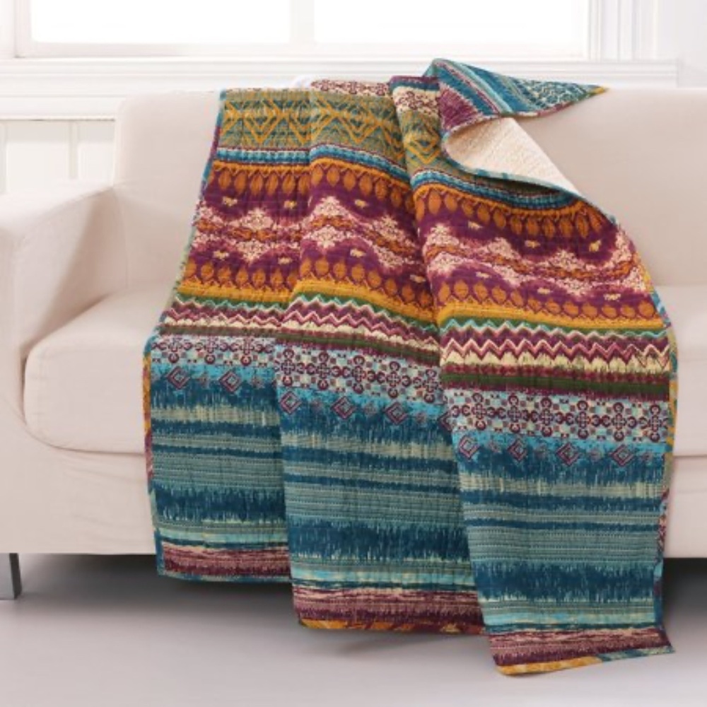 SouthwestMultiAccessoryThrow